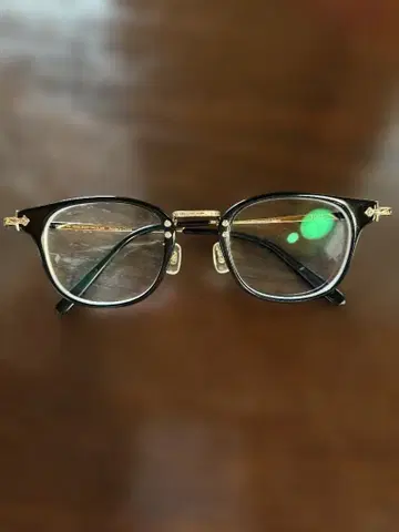 jins 클래식 블랙 프레임 안경