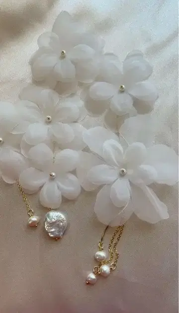화이트 플라워 귀찌 담수 펄 결혼식 웨딩