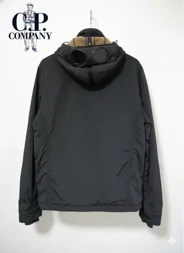 C.P. COMPANY NYCRA GOGGLE JACKET 고글