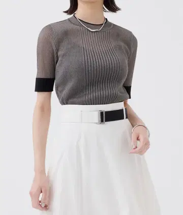 시어 라메 하프 리브 니트 참고 품번: 144330003