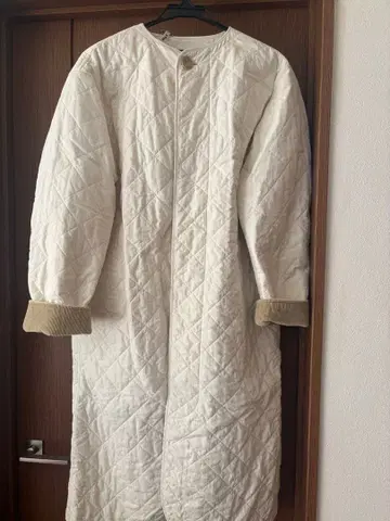 SINME 퀼팅 코트 화이트