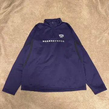 언더아머 하프 지퍼 맨투맨