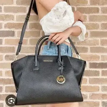 MICHAEL KORS 블랙 가죽 백