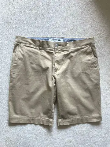 LACOSTE 슬림핏 베이지 숏팬츠 US34