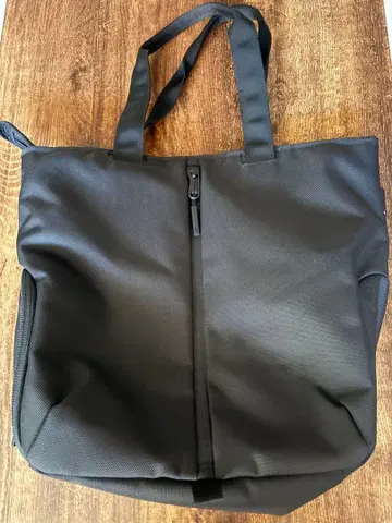 Aer 블랙 토트백