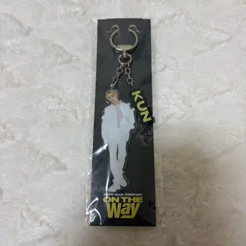 WayV 쿤 ON THE Way 일본 아크릴 키링