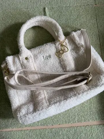 리 숄더백 헬로키티 50주년