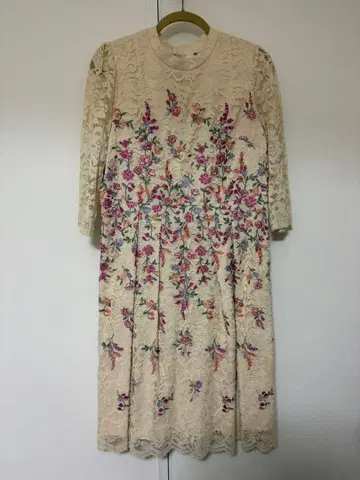 Rose Plume 자수 레이스 원피스 택 포함 새상품