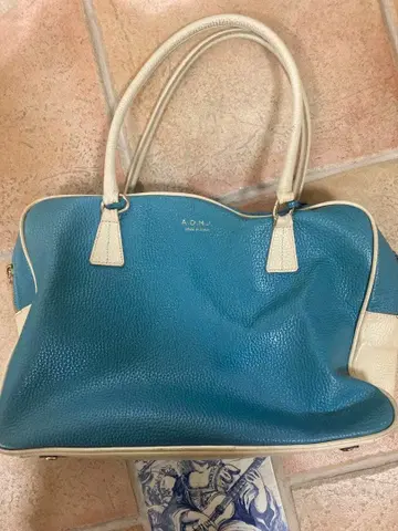 A.D.M.J. 터콰이즈 블루 아이보리 핸드백