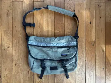 Patagonia half mass 하프마스 그레이