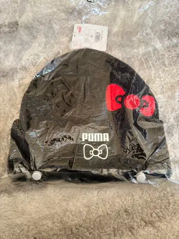 PUMA 헬로키티 니트 모자 블랙