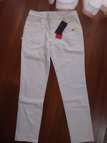 택 포함 새상품 뉴발란스골프 여성 팬츠 L 사이즈