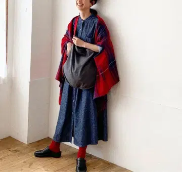 studioCLIP x kazumi 콜라보 밑단 흔들림 원피스