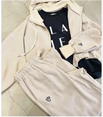 MARGAUX VINTAGE ( 마르고 빈티지 ) 셋업