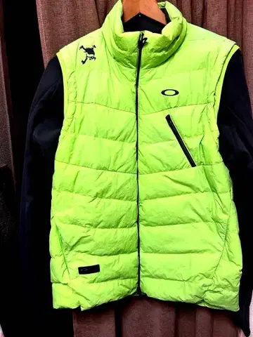 Oakley 형광 그린 베스트