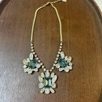 diagram 크리스탈 장식 목걸이