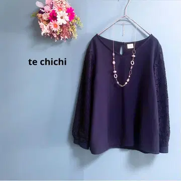 테치치 V넥 레이스 소매 블라우스 네이비