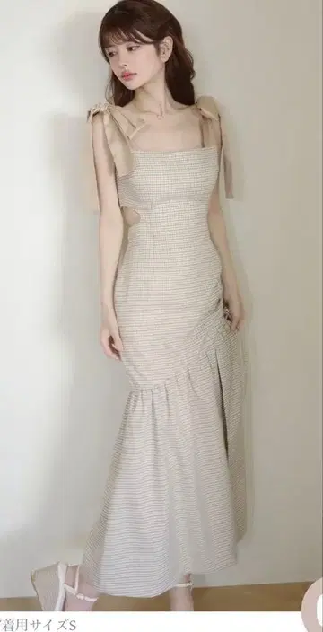 randy 백 오픈 하운드 체크 원피스 베이지 S 사이즈