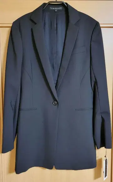 Theory 롱 기장 자켓