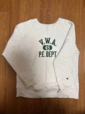 Champion V.W.A. P.E. DEPT. 맨투맨
