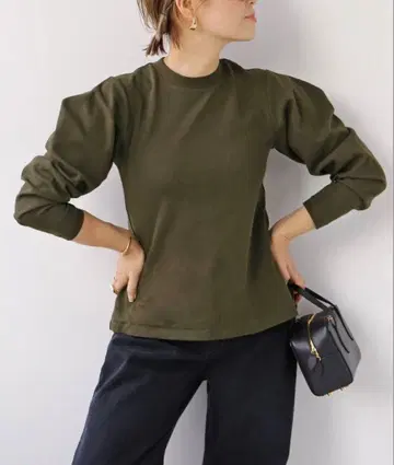 Deuxieme Classe CELERI 셀 카키 풀오버