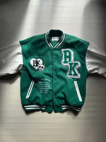 BK 스켈레톤 자수 바시티 자켓 그린