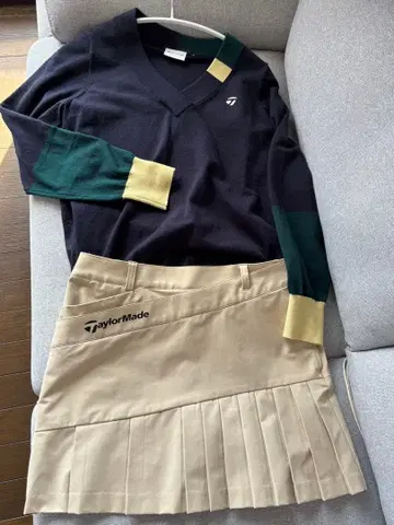 TaylorMade 여성용 플리츠 스커트 베이지