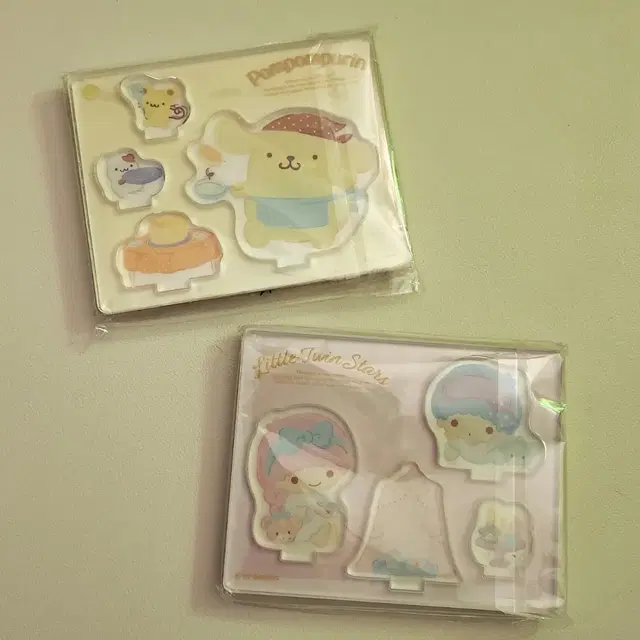 산리오) 배경이 있는 레이어 아크릴 스탠드 폼폼푸린,리틀트윈스타