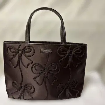 긴자 와코 리본 자수 다크 브라운 핸드백