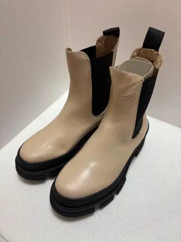 remme 통굽 가죽 사이드 고어 부츠 37 베이지 미사용