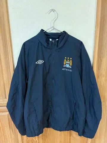 Umbro 에티하드 나일론 자켓 네이비