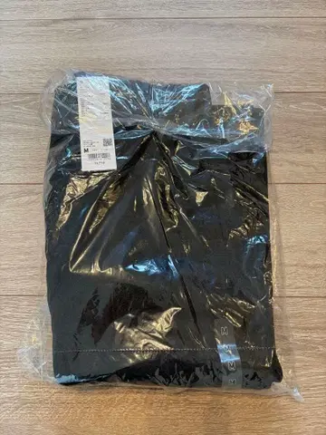 UNIQLO 브러쉬드 맨투맨 와이드 팬츠 미사용 새상품 M 사이즈