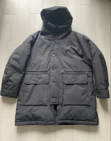 GU 히트패디드 하프 코트 블랙