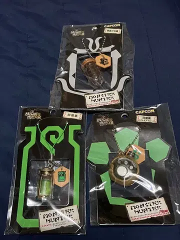 몬스터 헌터 월드 스트랩 세트