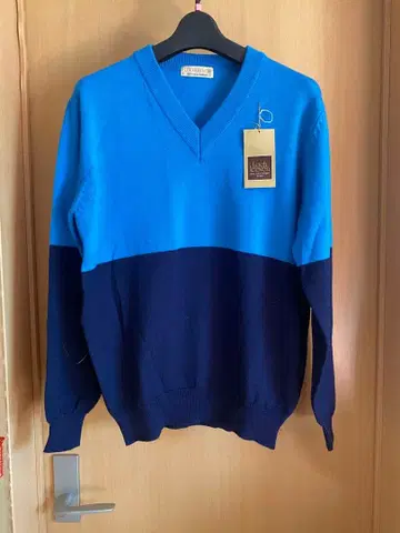 일본제 새상품 모 100% 니트