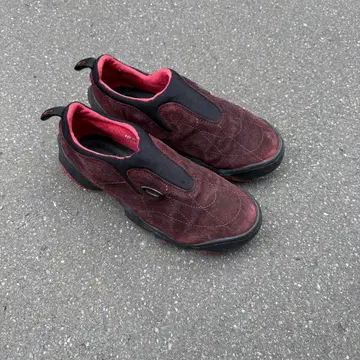 [ 레어 ] 오클리 OAKLEY 스웨이드 슬립온 스니커즈