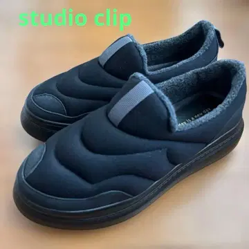 새상품급 studio clip M 사이즈