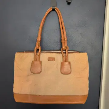 캔버스 토트백 베이지와 브라운