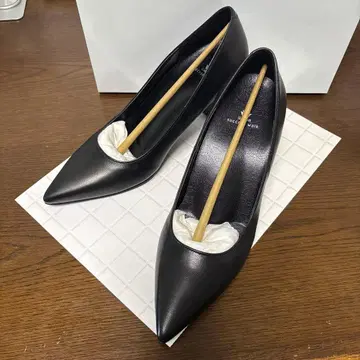 와코루 서세스워크 포인티드 블랙 24.0 D