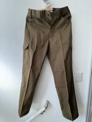 체코군 m85 미사용에 가까운 군용 바지