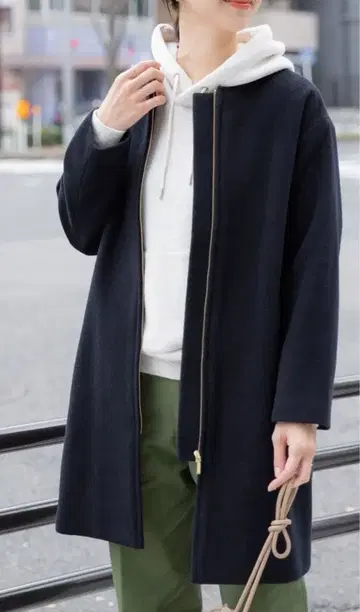 어반 리서치 도어스 노카라 코트