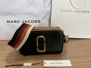 MARC JACOBS 블랙 숄더백