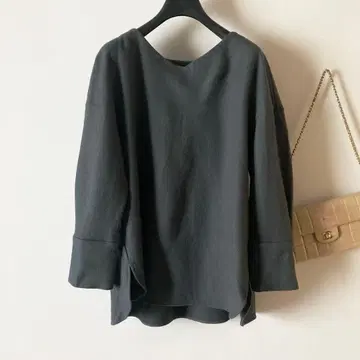 띠어리 럭스 펠트 울 저지 풀오버 블라우스