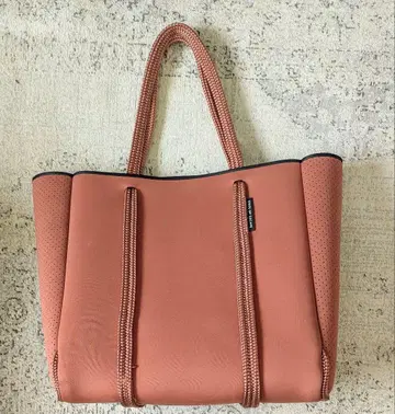 스테이트 오브 이스케이프 대용량 토트백 새틀라이트 시티