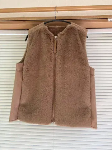 새상품 인조 모피 베스트 베이지