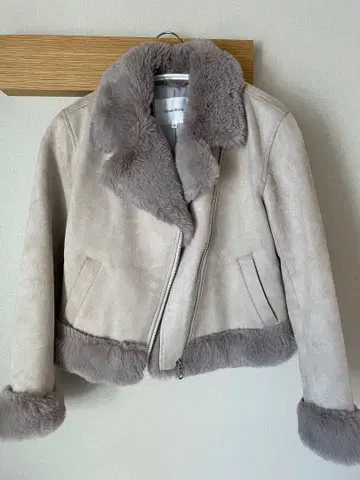 Rirandture 무스탕 코트 베이지 사이즈 1