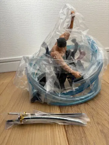 BANDAI 원피스 로로노아 조로 피규어 C상