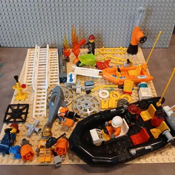 30 LEGO 구조 세트 다양한 부품