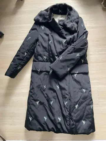 케이타 마루야마 스즈란 자수 다운 코트