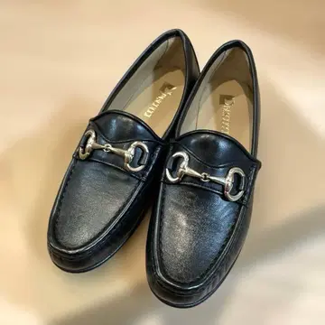 [ 미사용 새상품 ] PASCUCCI 블랙 로퍼